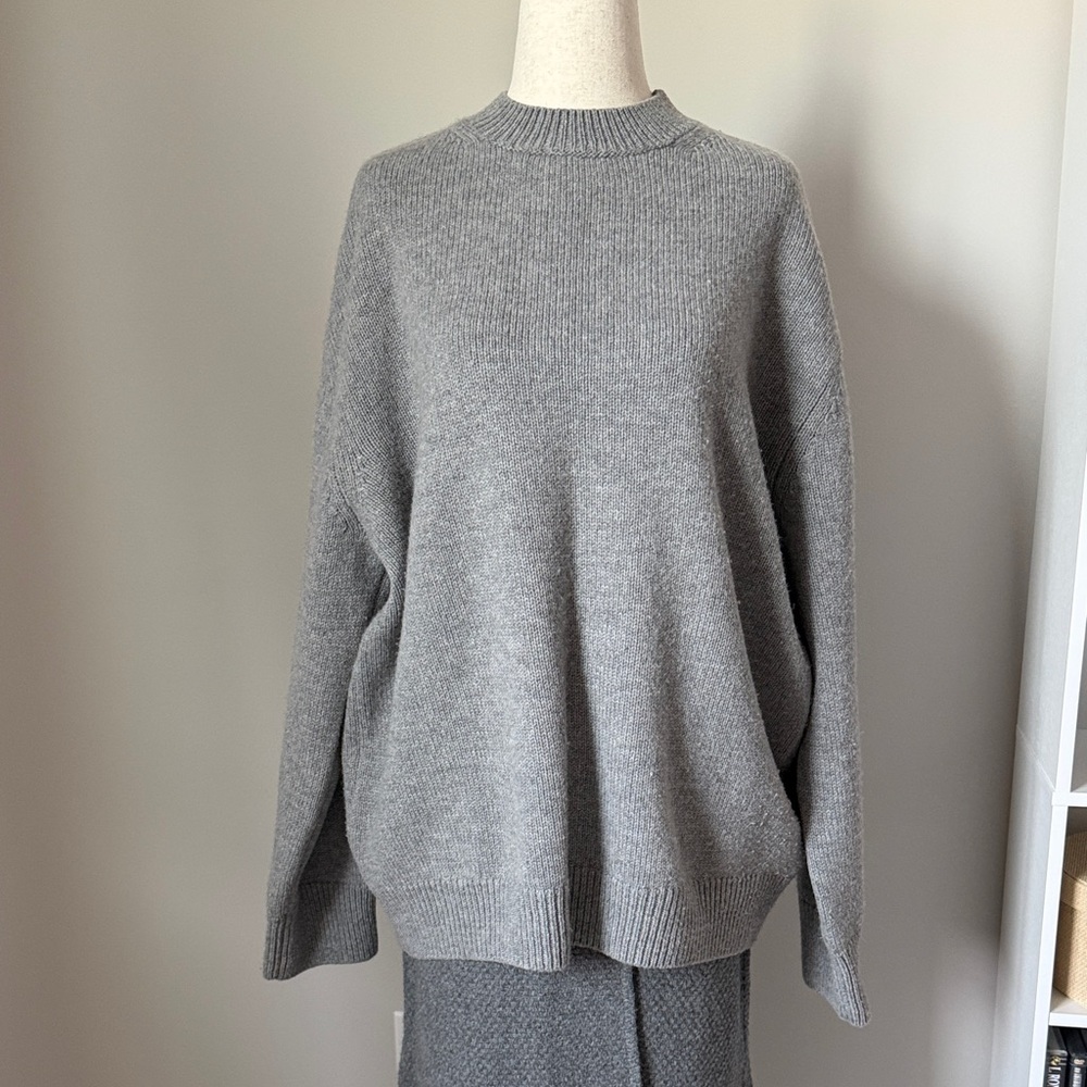 🌀 ALMADA 🌀LABEL Rare FLO CREWNECK, GREY S - Picture 3 of 8